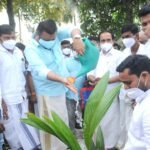 കേന്ദ്രം മുട്ടുമടക്കിയതല്ല, കാർഷിക നിയമം പിൻവലിച്ചത് രാഷ്ട്രത്തിന് വേണ്ടി; സുരേഷ് ഗോപി