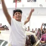 കുട്ടികളുമായി പോയ സ്കൂൾ വാഹനത്തിന് ഫിറ്റ്നസില്ല,  സ്കൂളിന്റെ വാഹനം പിടിച്ചെടുത്തു