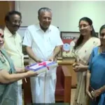 മാലിന്യം നിറഞ്ഞ് ജീർണ്ണിച്ച ബസ് കാത്തിരിപ്പു കേന്ദ്രം