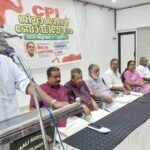 പെപ്പർ സ്പ്രേ അടിച്ച് സൂപ്പർ മാർക്കറ്റിൽ മോഷണശ്രമം;പ്രതിയെ നാട്ടുകാർ പിടികൂടി പോലീസിൽ ഏൽപ്പിച്ചു.