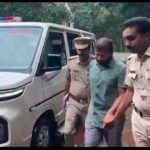 മണാശ്ശേരി കൊലപാതകം: ഓട്ടോ ഡ്രൈവറുടെ സമാരോചിതമായ ഇടപെടൽ; പ്രതി ജയകുമാറിനെ നാട്ടുകാർ പിടികൂടി പോലീസിൽ ഏൽപ്പിച്ചു